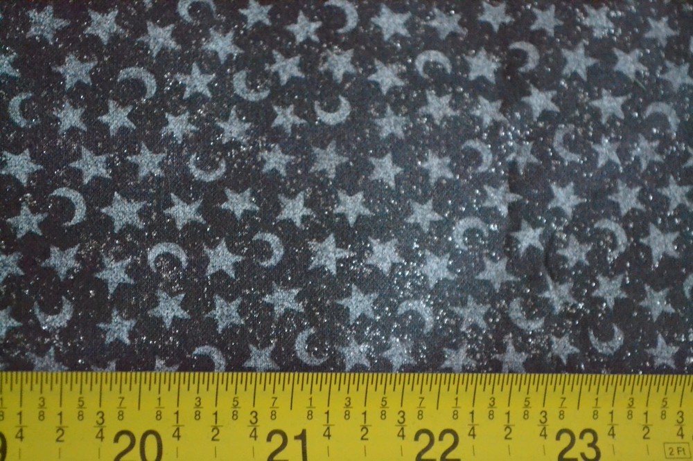 By 1/2 Yd, Vintage 1992, Metallic-Silver & Gray on Black/Fabric Traditions,N1096