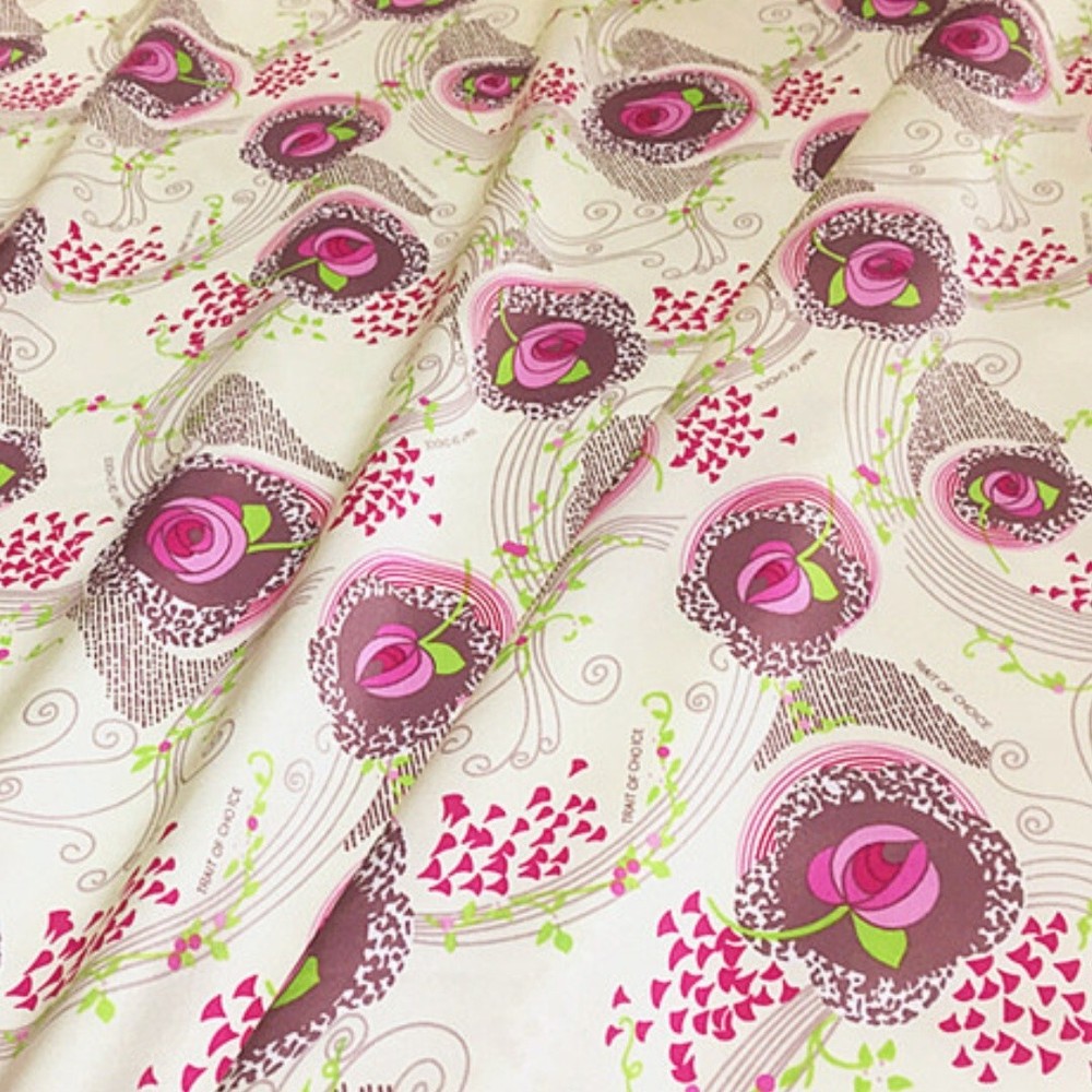 100% Mulberry Silk 16 Momme Charmeuse Fabric Rose Floral 44″ wide 1 meter XL049