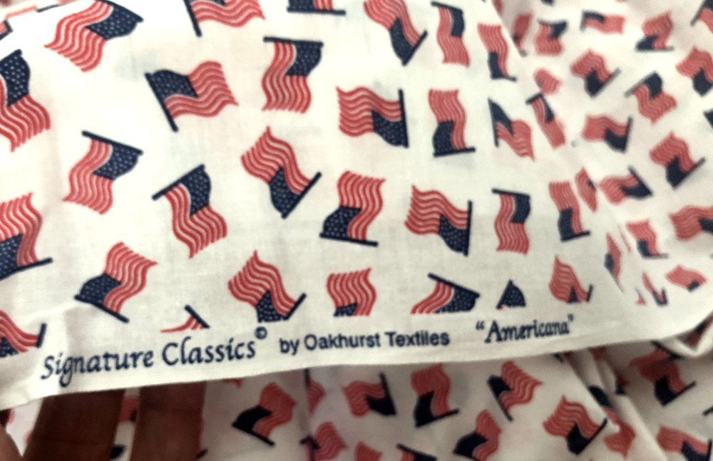 Vtg 3Yd 44X108L PATRIOTIC FLAG Red White Blue Quilt SIGNATURE OAKHURST FABRIC