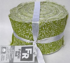 NEW Jo-Ann Quilting Cotton Fabric Roll – 20 2.5″ x 42″ Strips – Green Blender