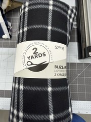 Blizzard Fleece Black / White Plaid 2 yd 58″ Wide Roll Lightweight Fleece