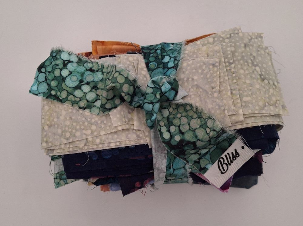 Batik Quilting Cotton Quilting Fabrics Fat Quarters To 2″ Squares 1 lb. Lot New
