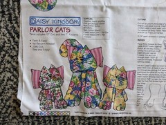 Vintage Daisy Kingdom Parlor Cats Cut and Sew Floral Chintz Coastal Kittens