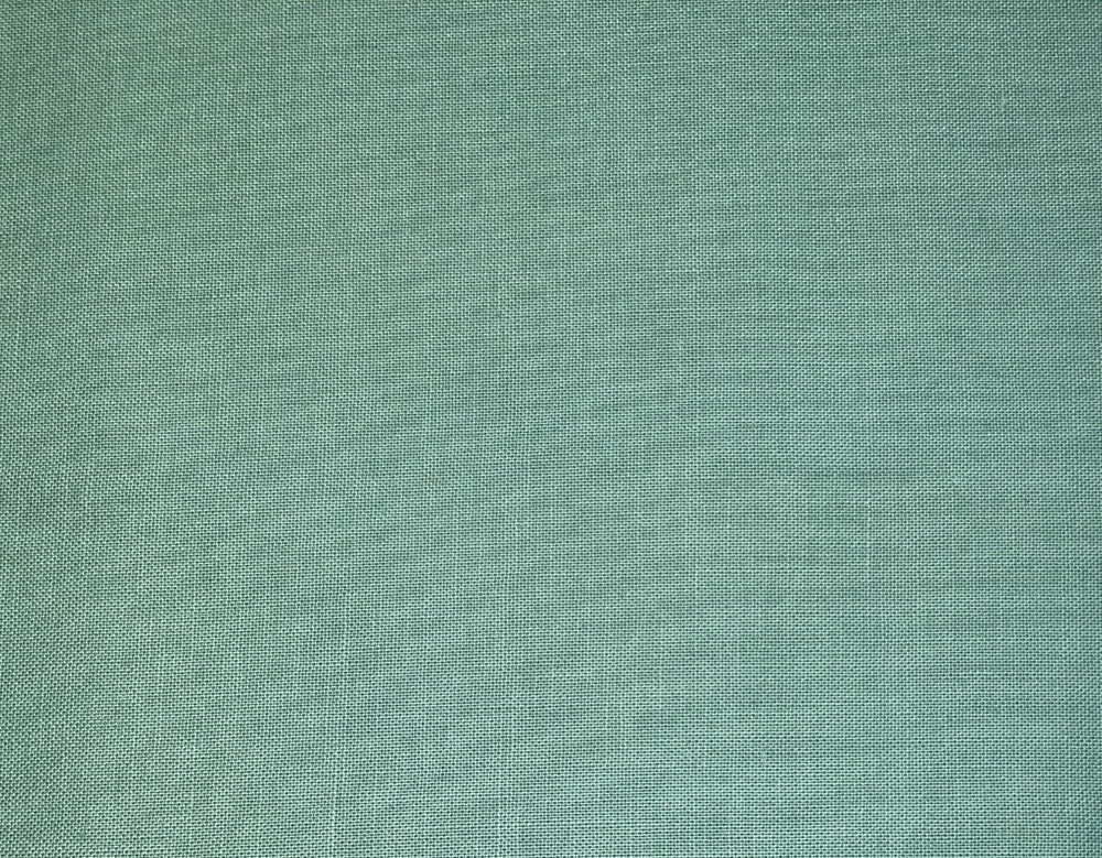 2 Yards Vintage Quilt Store Quality Soft Green Solid Cotton Fabric 72″ X 45″