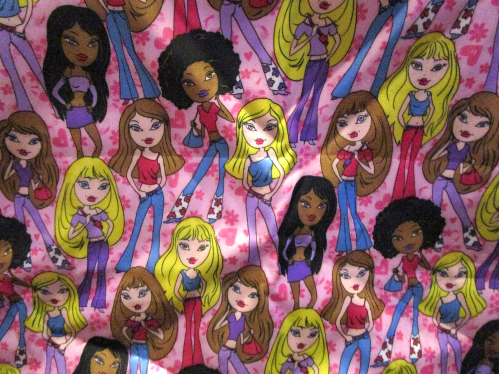 Bratz Fashion Dolls Design Satin feel Pink Fabric 56″ x 50″