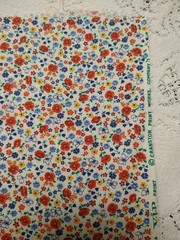 Vintge Cranston Tiny Butterflies Red Blue Yellow Floral Cotton Fabric BTFQ 18×22