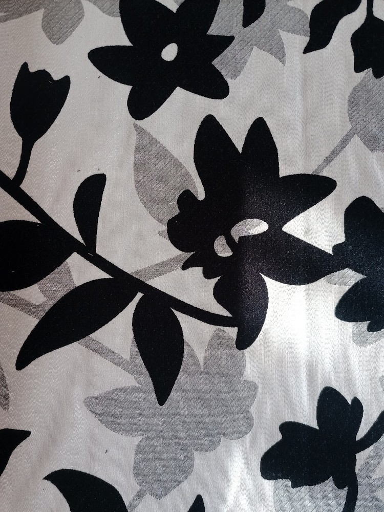 1M X 1.35M Jacquard Fabric Glittering White With Black Flowers