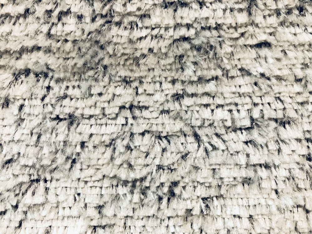 Threads Long Pile Chenille Uphol Fabric- Tierra / Silver Fox 2.50 yd ED85247-900