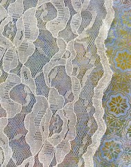 Ivory Double Scalloped Lace Fabric ~ Scallop Edge on Both Sides ~ 1 yard, 38″ wd
