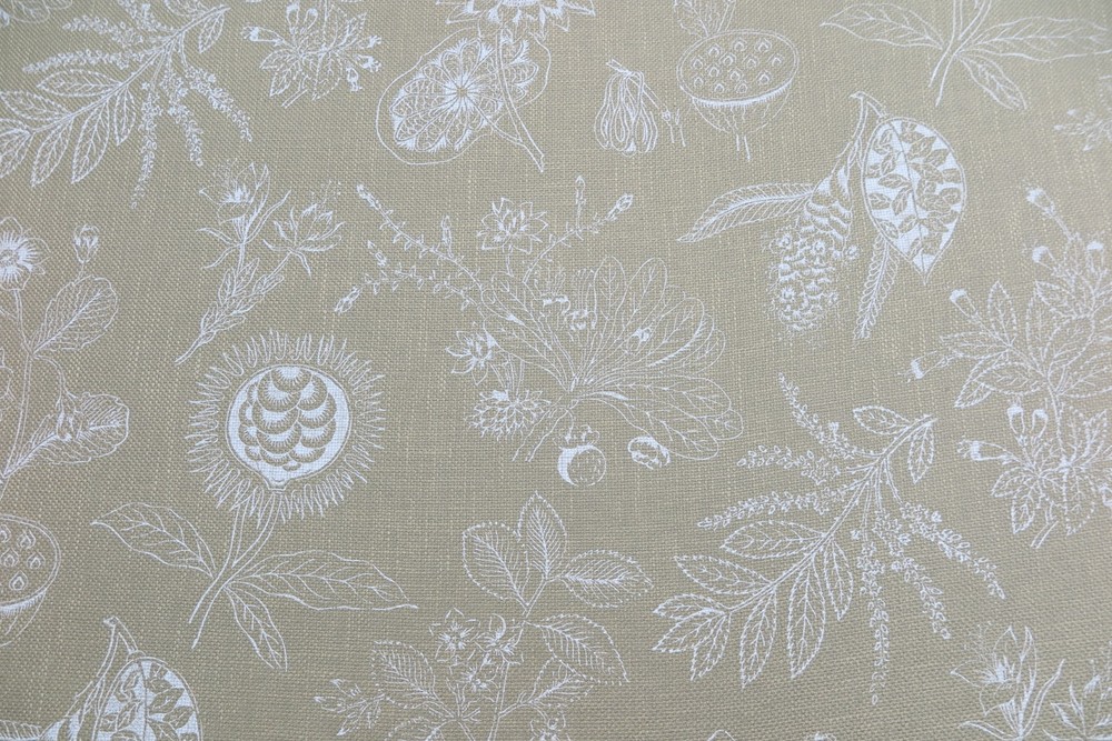 ZOFFANY CURTAIN FABRIC DESIGN “Botonique” 6.4 METRES LINEN ECRU ARCHIVE PRINTS