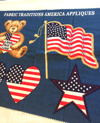 VINTAGE FABRIC TRADITIONS AMERICA APPLIQUES USA FLAG BANNER QUILT 17.5″x 45″