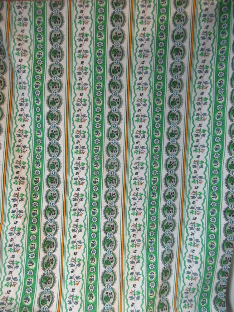 Green Multi Floral Stripe Quilt Cotton Fabric Unbranded sbtyx44 VTG NEW