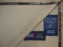 95% SUPERFINE WOOL + 5% POLYAMIDE SUITING FABRIC MADE IN ENGLAND = 5.23 m