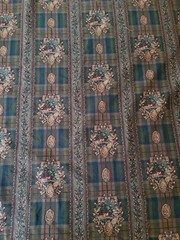 VTG Plaid Tartan Tapestry Fabric English Cottage Berries, Medallions 55” BTY