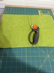 Connecting Threads Quilters Candy Basics Lime Green Cotton Quilt Fabric 29” OOP
