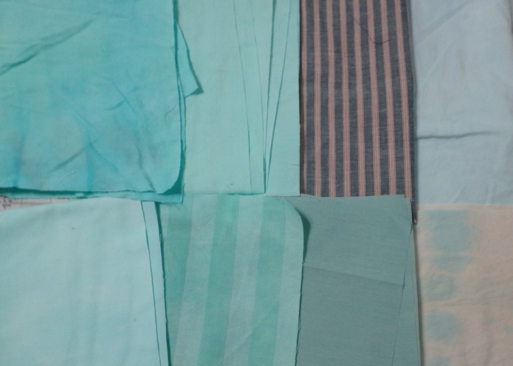 5 lb 0 oz Box of Assorted Fabric Scraps – Assort Greens, some Tie-Dyed FSBTB141