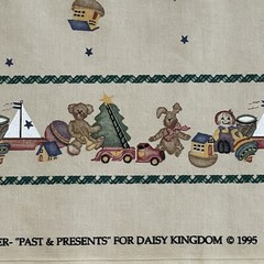 Daisy Kingdom 26022 Christmas Tot Border Past & Presents Fabric 2 Yards 1995