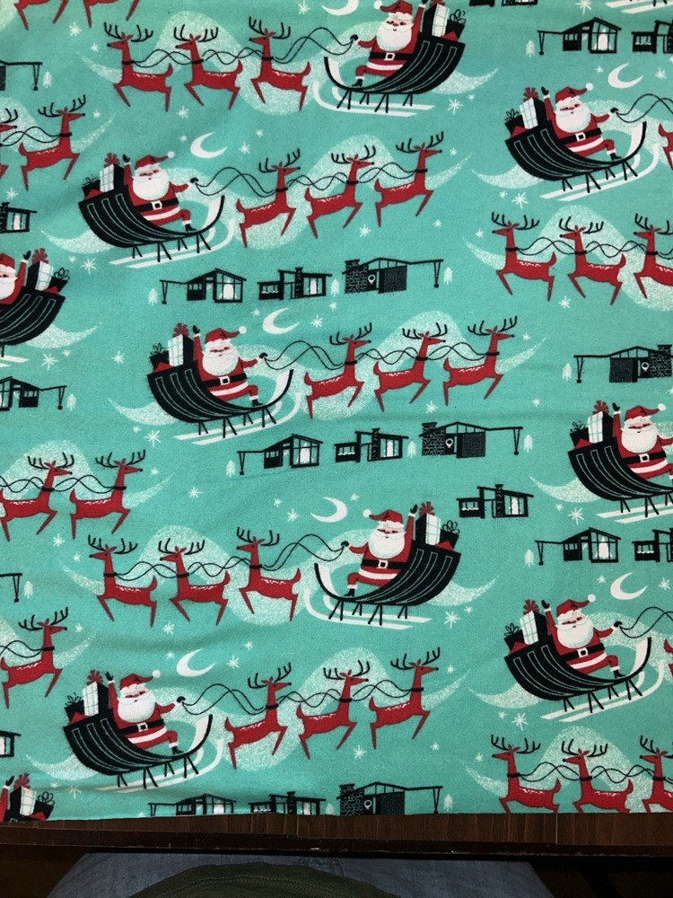 4.5 Yards Super Snuggle Flannel Cotton Fabric Santa Christmas Joann Retro Style