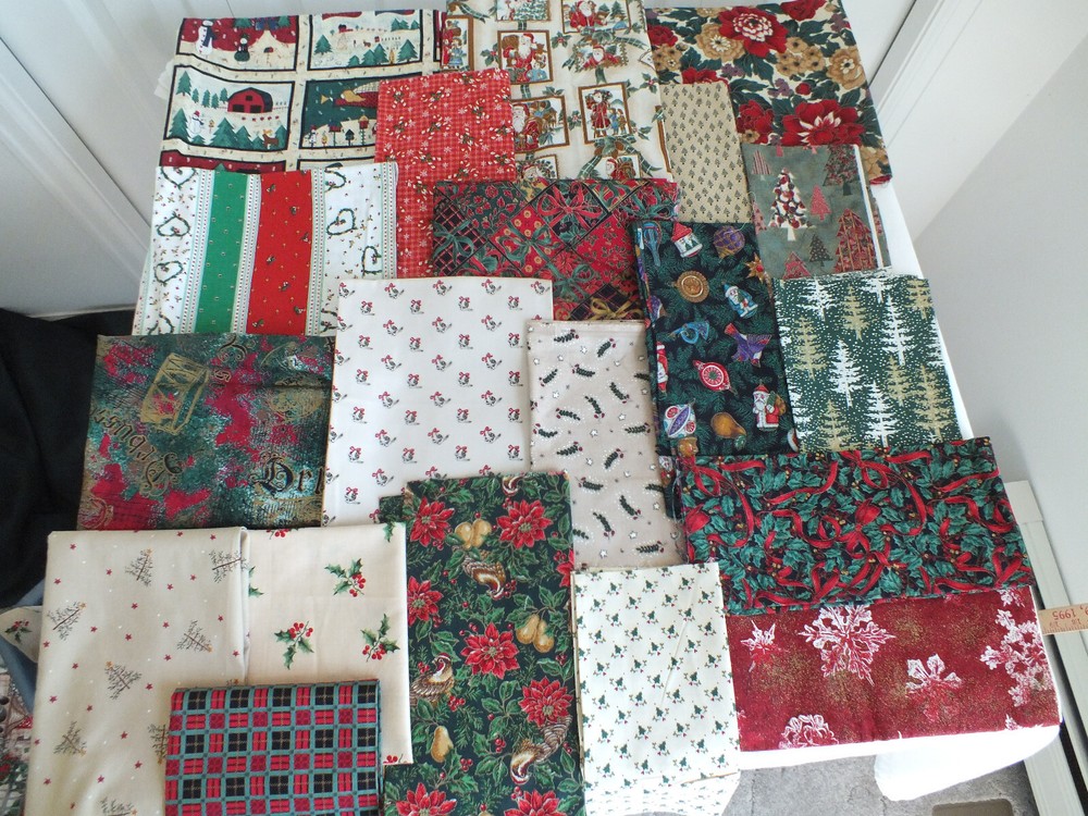 20 pieces 2.5 lbs CHRISTMAS cotton quilt fabric 1/2 yd & under approx 7 yards