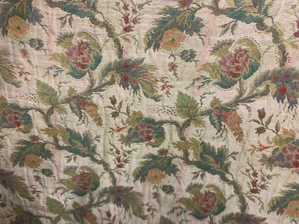 Tessuto Raro e Pregiato Vintage Gobelin con motivo floreale. 99€ Per 2 Metri