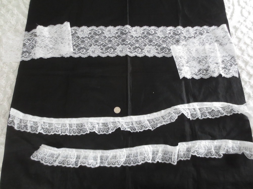 4937. 8 oz. – WHITE LACE TRIM – 6″ wide x 2 yds. & 2-1/2″ wide x 2 yds.