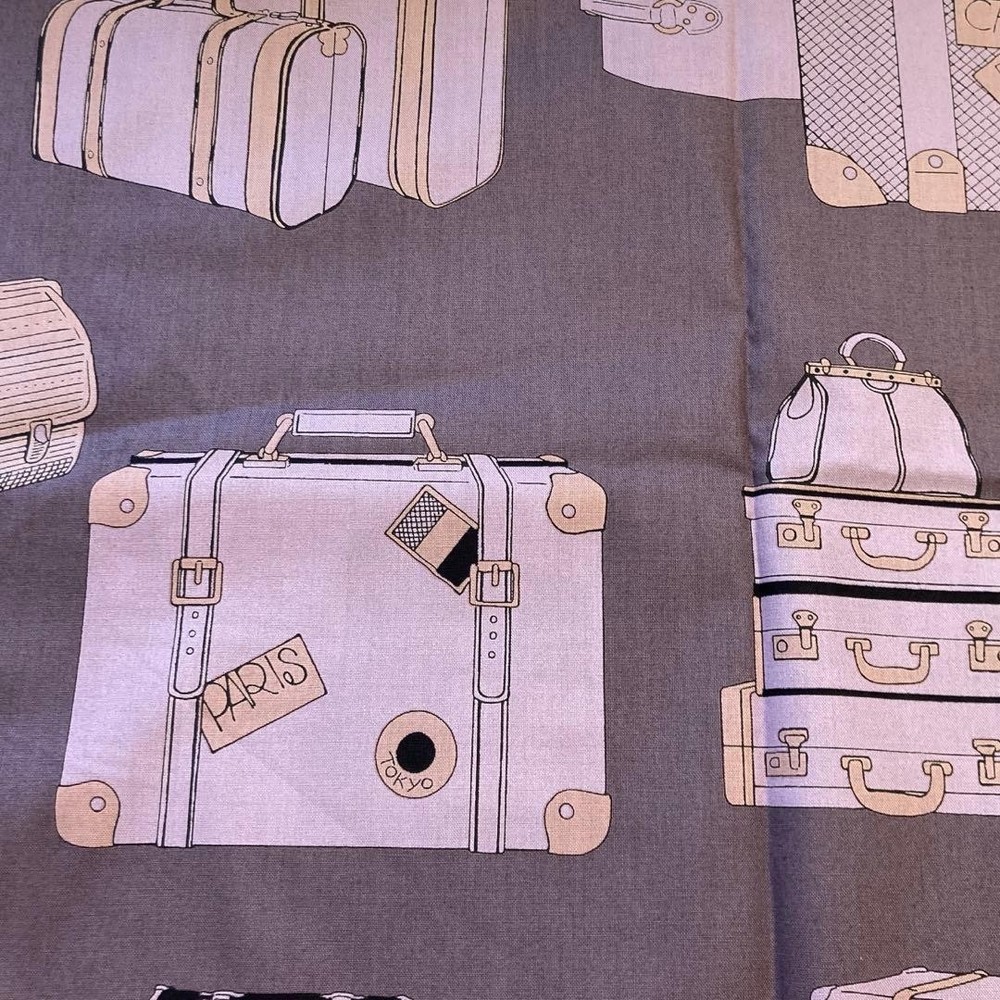 Alexander Henry Ghastly valise Luggage Gray USA Cotton Fabric 110×45cm