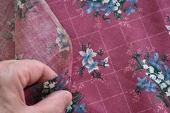 By 1/2 Yd, Vintage, Blue & White Floral on Dusty-Rose Quilt Cotton, B1242