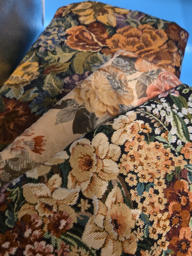 Upholstery Fabric Lot Large Scrap Pieces Floral Design Beautiful Woven