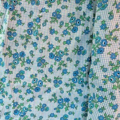 Vintage 60s Blue & White Cotton 5 yds Floral Grid Pattern 37W x 182L Lightweight