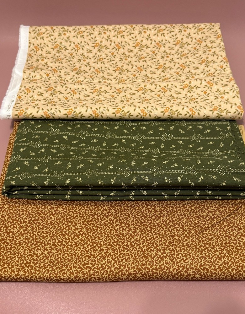 3 Vintage Fall Fabrics 44″ W x 39″ / 41″ / 43″ L Virginia Robertson Fabri-Quilt