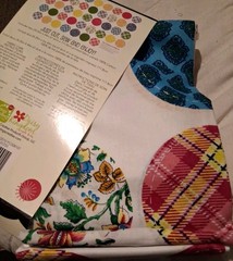 Daisy Kingdom Yo Yo Rosettes Craft Kit Makes 86-2″ Yo yo’s Cotton Fabric