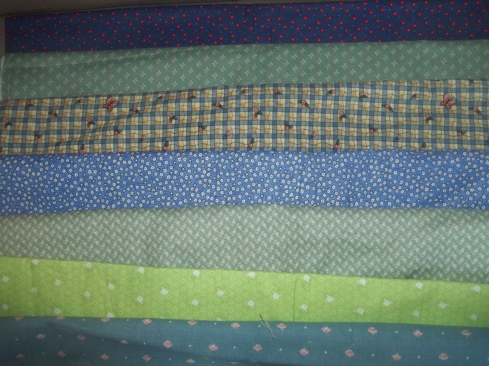 TINY flowers SPRING Calico Cotton quilt FABRIC U-Pick READ INFO 1/2 yd BTHY