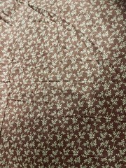 VTG White Florals on Taupe Color Classics Paris Fashion GTR 50″X13″ + Remnants