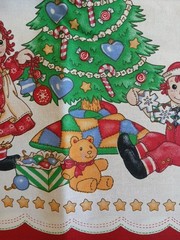 Raggedy Ann & Andy Christmas Border Hearts Fabric