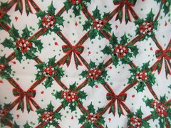 CHRISTMAS HOLLY&BOWS By Spring Mills VTG RARE WHITE MULTI SBTY X 54″ NEW