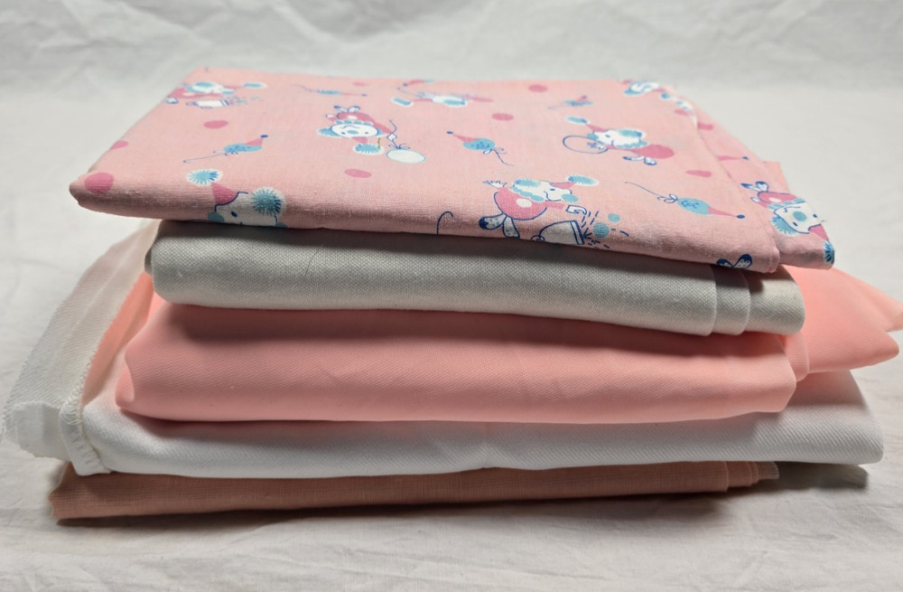 Fabric Scrap Lot Pink White Cotton Baby Quilt Craft Bundle Mixed Prints 5pc
