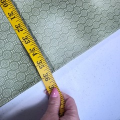 Hoffman quilting cotton fabric green dots circles 36×43 1 yards