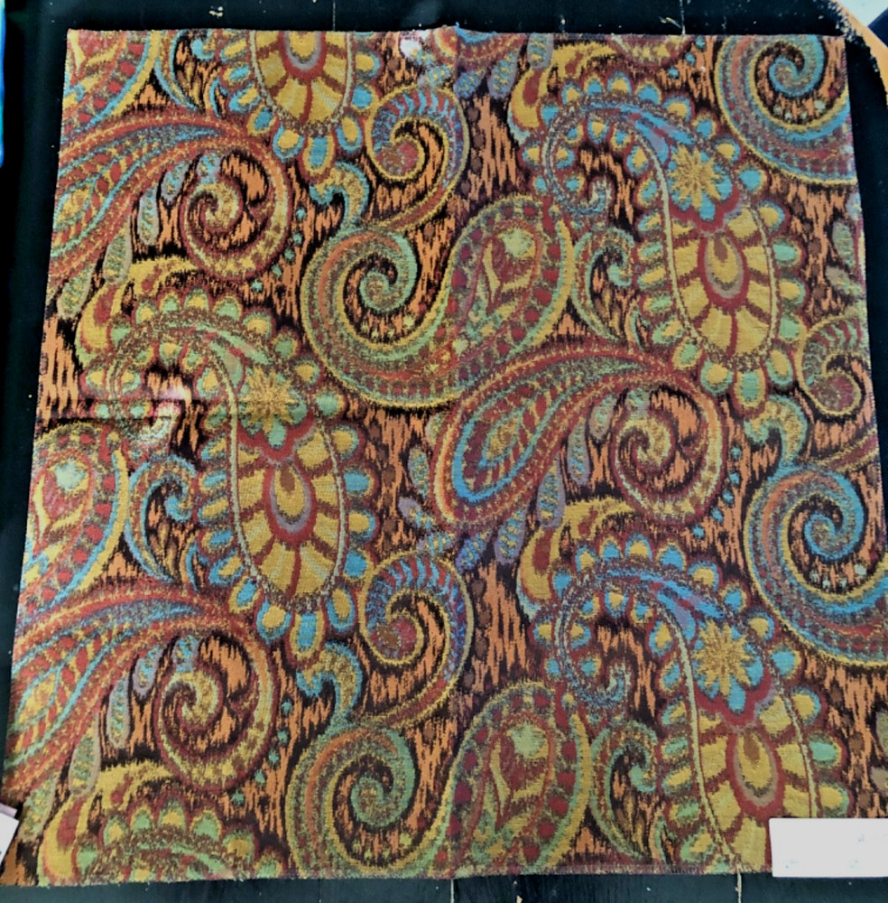 ROBERT ALLEN Tamil Paisley in Henna 26 1/8 x 26 1/4″ Woven Fabric Sample pc 1