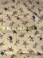 VTG Novelty Folk Art Kokopelli Figures Tossed on Beige Remnant 19″x14″ +