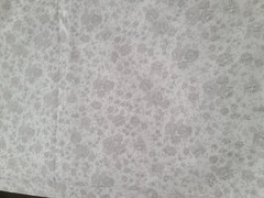 ERLANGER COTTON FABRIC WHITE SANDS PEBBLE BEACH LIGHT GRAY ON WHITE FLORAL BTY