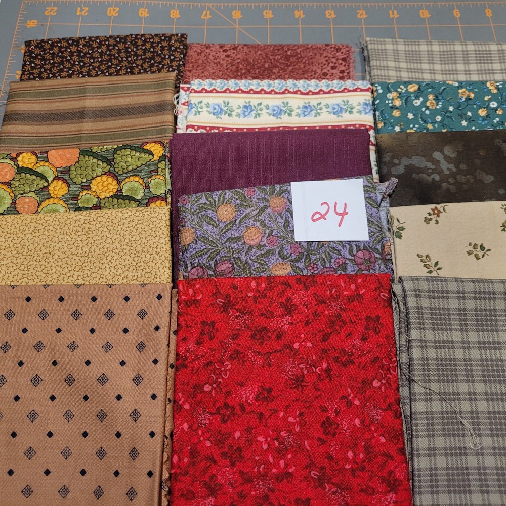 LOT OF 15 FAT QUARTERS COTTON FABRIC ASSTD COLORS & DESIGNS lot 24