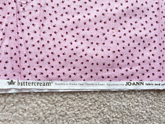 Cotton Print 25″ Quilting Fabric Buttercream Calico Joann Red Tiny Flowers Pink