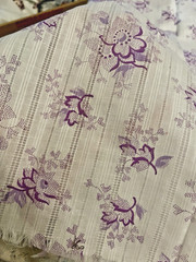 VTG Beautiful Feminine Purple Lavender Florals on White DIMITY Stripe BTFQ