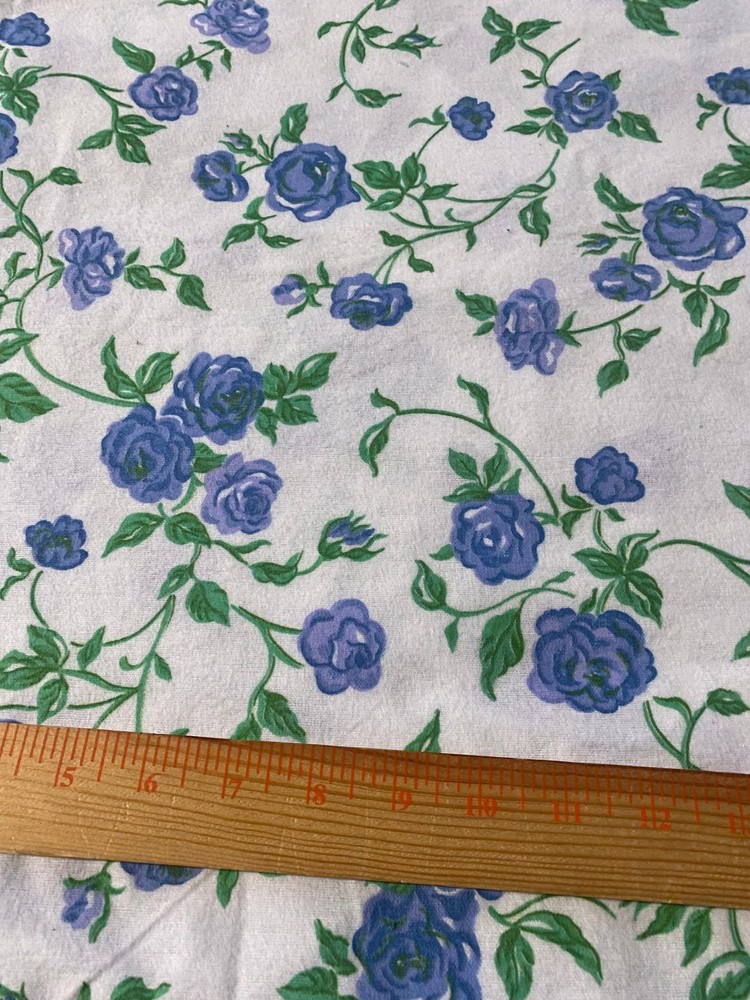 Vintage cotton flannel fabric /lavender rose design on white 40″ x 60″