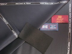 100% SUPER 130’s WOOL SUITING FABRIC IN “Dk. Navy” MADE IN ENGLAND = 3.4 m