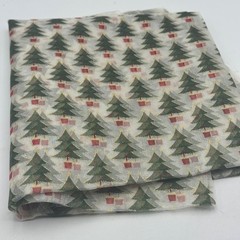 Christmas Tree Holiday Sheer Fabric 1 Yard Green/Red/Gold Pre-Owned