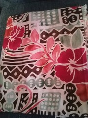 COTTON FABRIC BUNDLE #1 – FLORAL/ABSTRACT/DOTS IN WHITE/YELLOW/RED/PINK/BLUE +