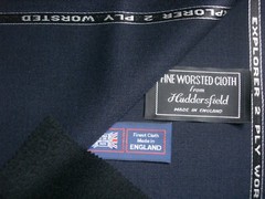 100% WOOL WITH “CREASE RESISTANCE” SUITING FABRIC “Very Dark Navy” = 3.5 m