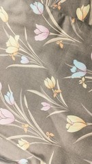 Vintage Fabric * Tulips * 100% Cotton – 116″ x 45″ House ‘ n Home Fabrics 1983