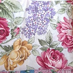 Lot Of 2 Fat Quarter Floral Fabric Sets 7 Pieces To Set Clothworks Monticello